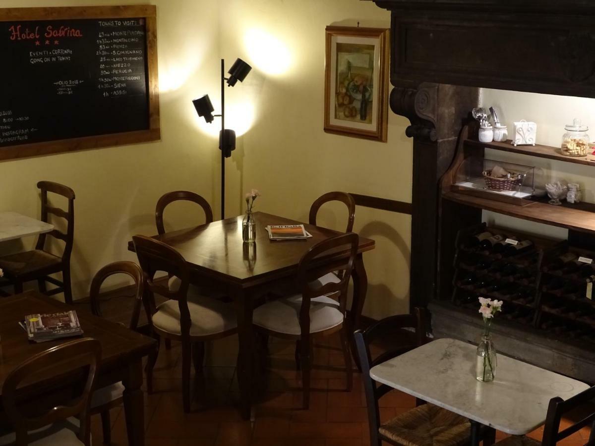 Hotel Sabrina Cortona Luaran gambar